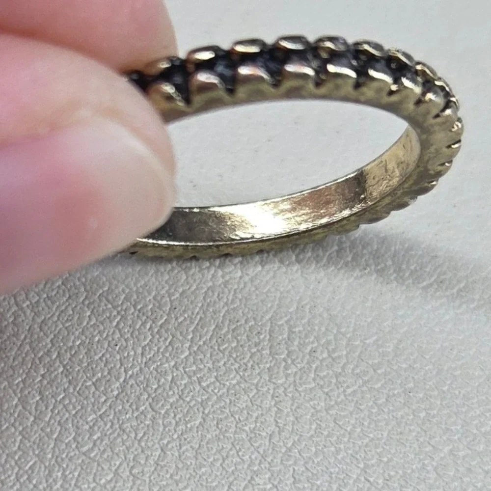Antique Gold Tone Textured Eternity Band Ring‎ Size 8 Minimalist Stacking Ring